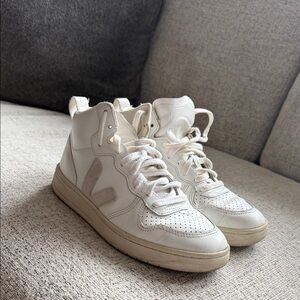 Veja White High-Top Women's Sneaker with Suede Accent